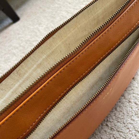 Mark & Graham Leather Briefcase Laptop Bag - Picture 6 of 9